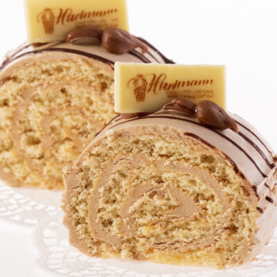 Konditorei Hartmann Freiberg, Café Hartmann Freiberg, Tortenmanufaktur, Torte, Torte bestellen, Gebäck, Hochzeitstorte, Dessert, Freiberger Bauerhase, Freiberger Eierschecke, Baumkuchen, Stollen, Marzipan, Marzipanfiguren, Schokolade, Trüffel, Feiern, Feste, Café mieten, Kaffee, Freiberger Silberpraline, Freiberger Altstadt, Silberstadt Freiberg